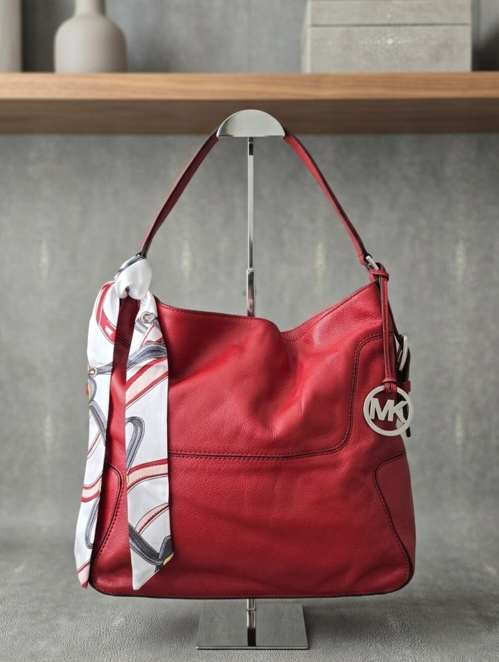 Michael Kors Pebbled Leather Hobo Shoulder Bag - Red | Authenticated